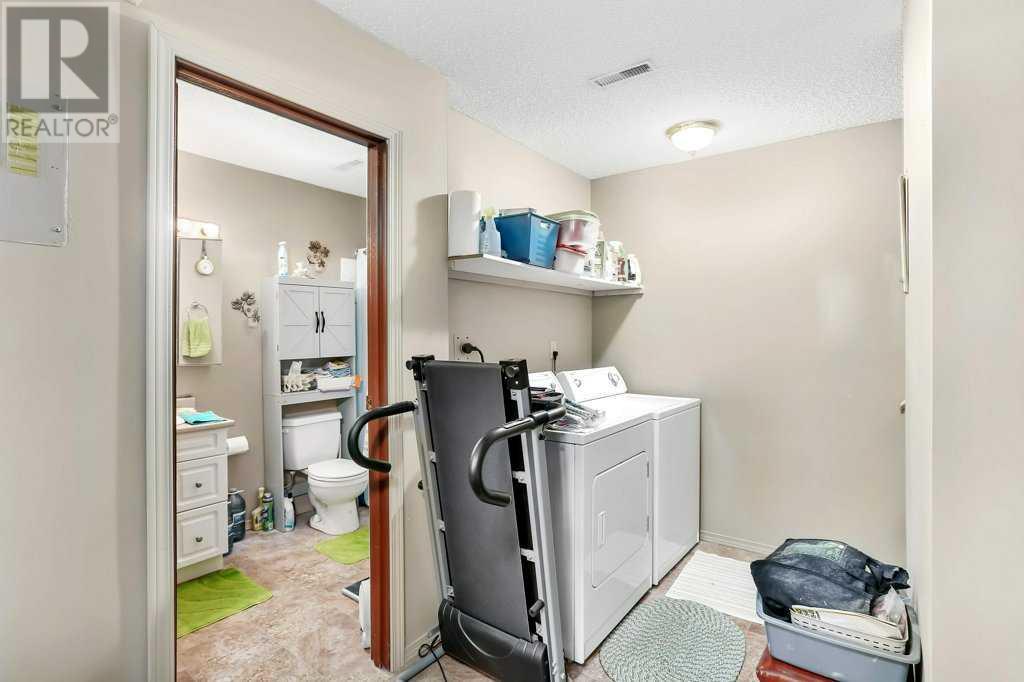 5316 Lansdowne Avenue Property Photo 32