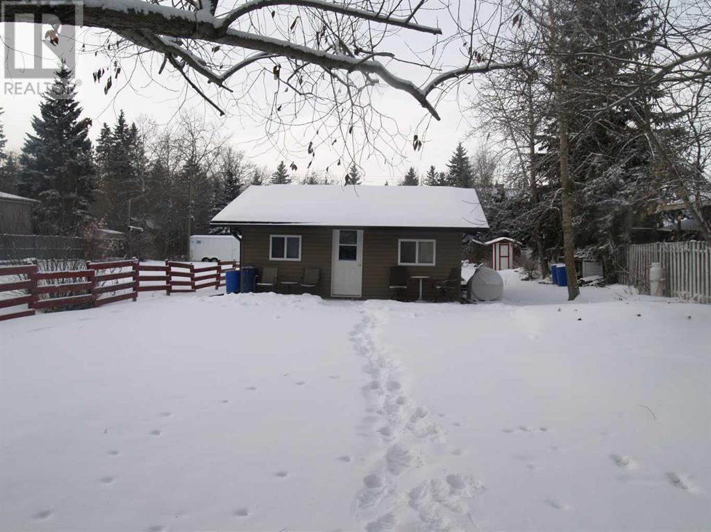 Ebeling Beach Real Estate Listings Main Image