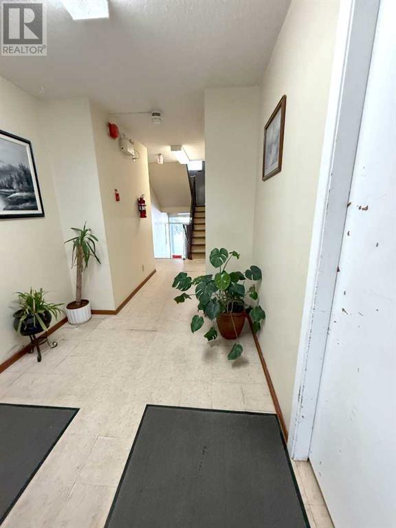 2-8, 2337 20 Avenue Property Photo 13