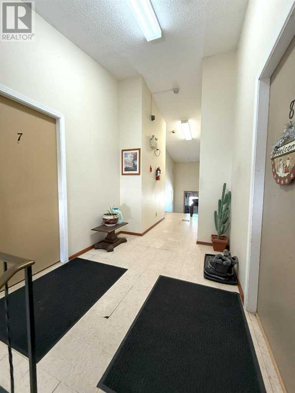 2-8, 2337 20 Avenue Property Photo 15