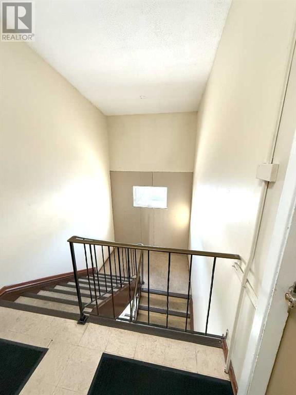 2-8, 2337 20 Avenue Property Photo 17