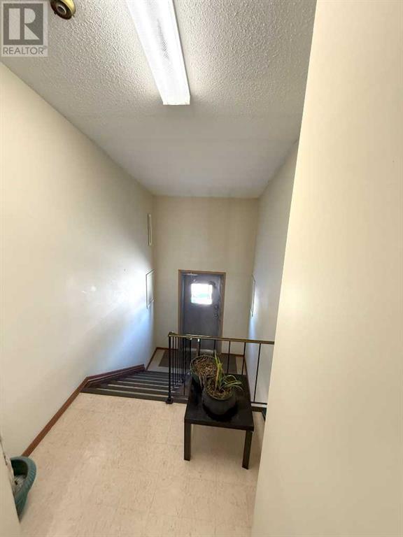 2-8, 2337 20 Avenue Property Photo 18