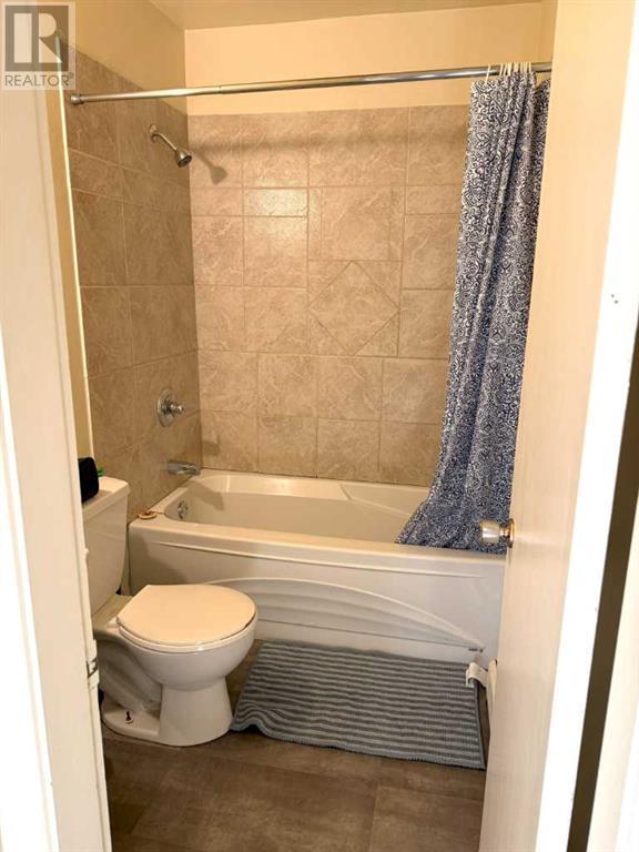 2-8, 2337 20 Avenue Property Photo 24