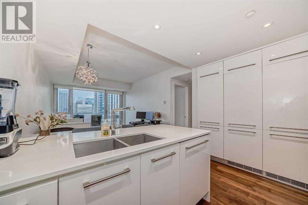 1806, 1025 5 Avenue Sw Property Photo