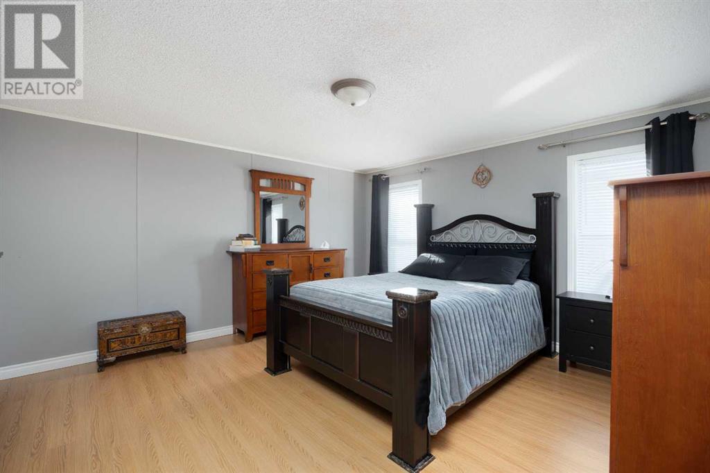 561 Mckinlay Crescent Property Photo 10