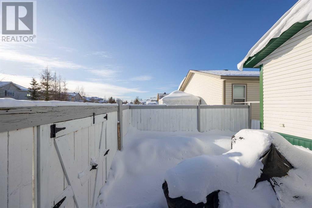 561 Mckinlay Crescent Property Photo 20