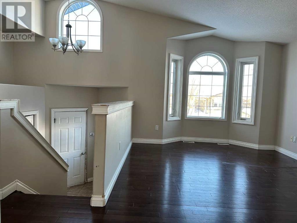 189 Elm Street Property Photo 2