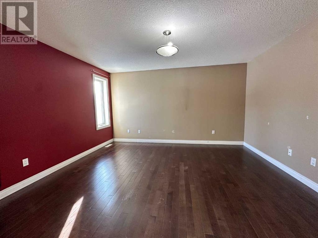 189 Elm Street Property Photo 11