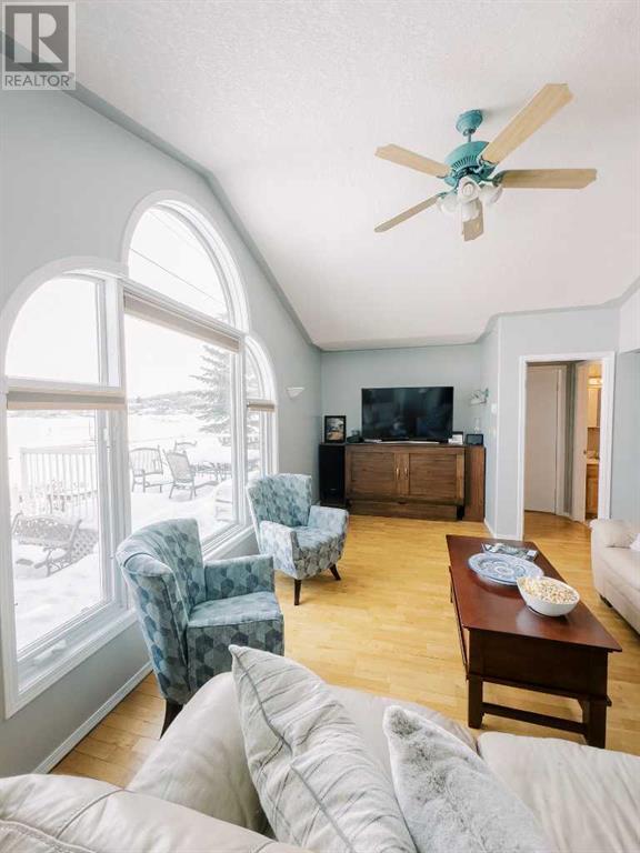 19 Sands Street Property Photo 6
