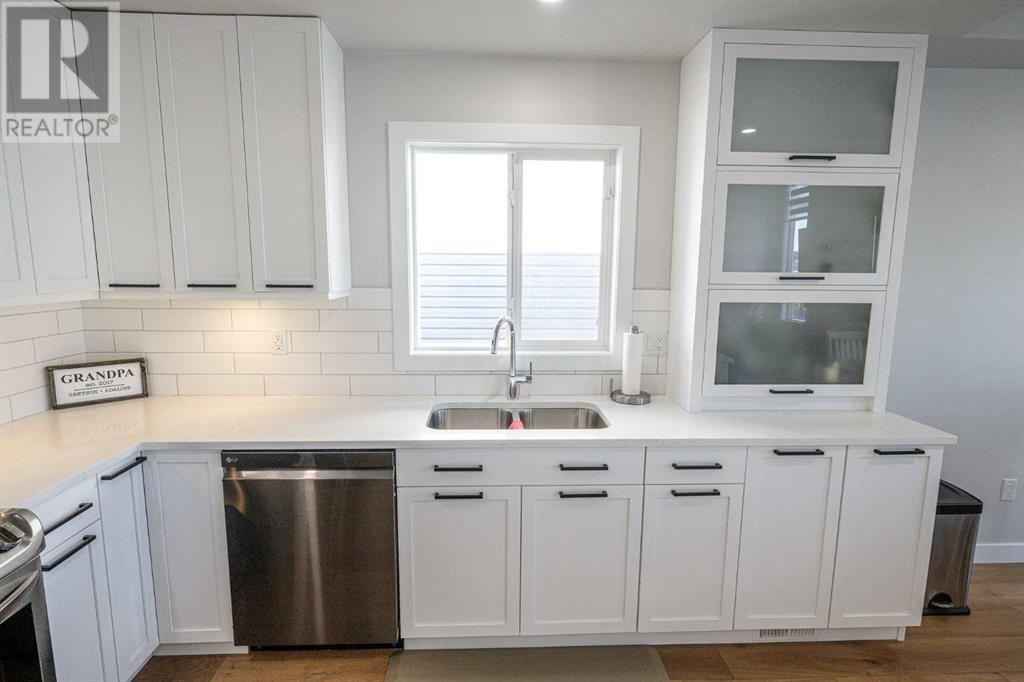 10512 149 A Avenue Property Photo 10