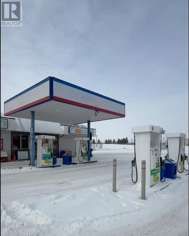2222 2a Highway N Property Photo