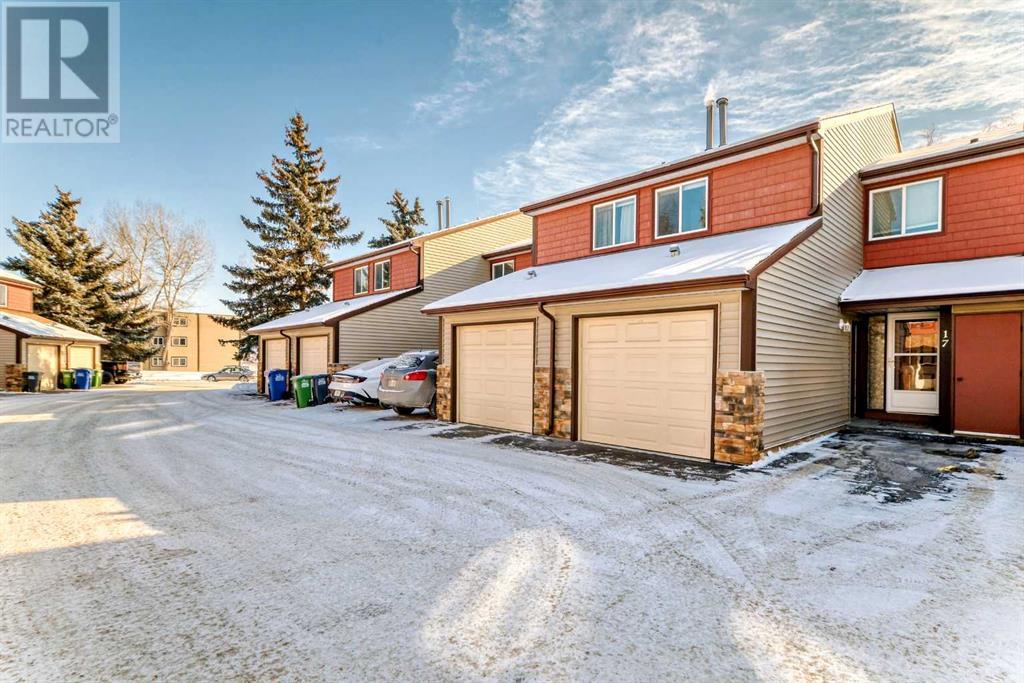 17, 41 Glenbrook Crescent Property Photo