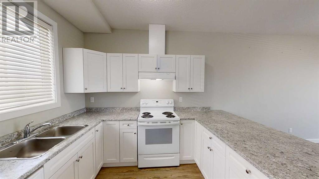 9503 112 Avenue Property Photo 4