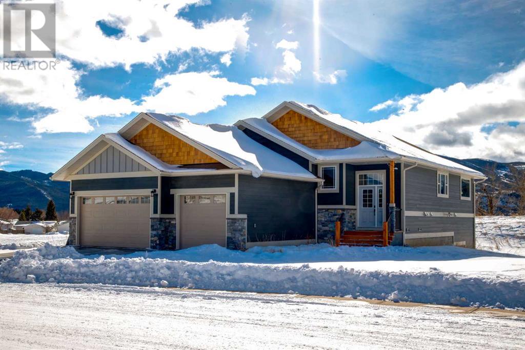 2933 214 Street Property Photo