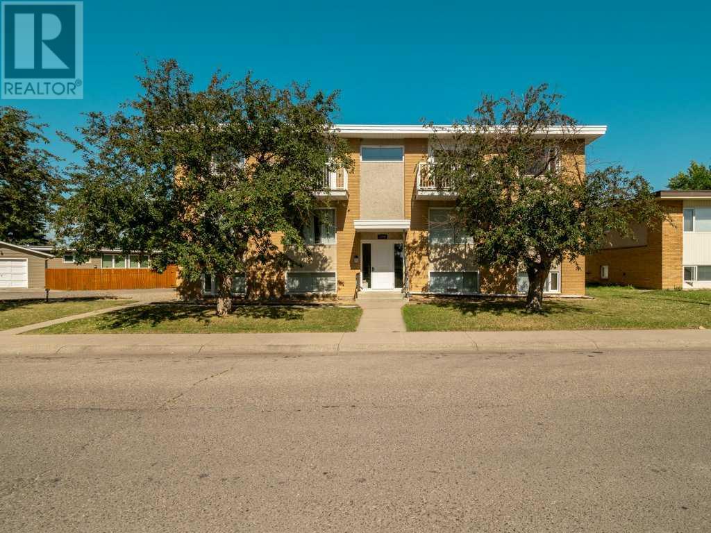 2, 2240 Mayor Magrath Drive S Property Photo