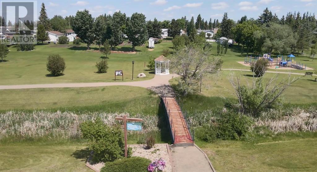 5301 46 Avenue Property Photo 5