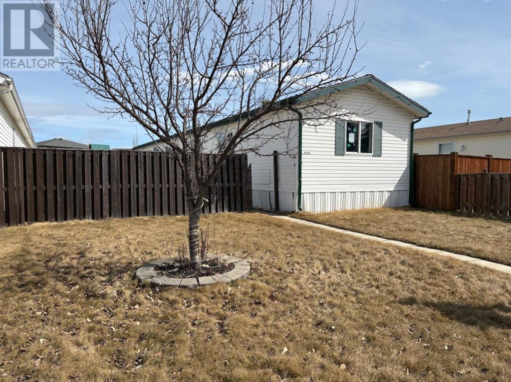 4504 59 Street Property Photo 1