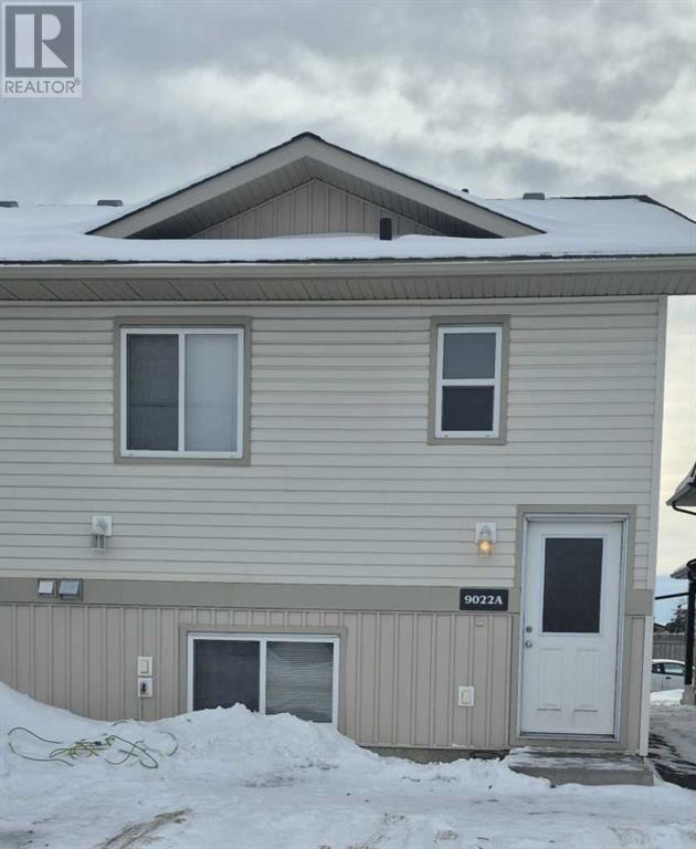 A, 9022 92 Avenue Property Photo