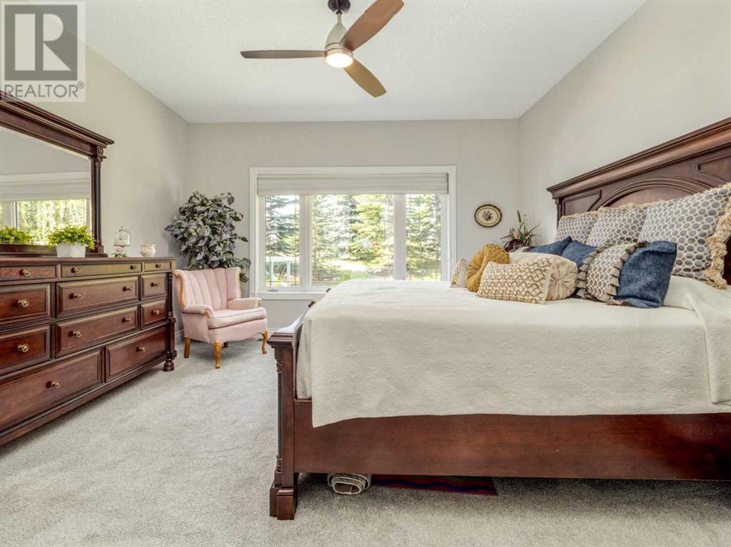 321 10 Street W Property Photo 12