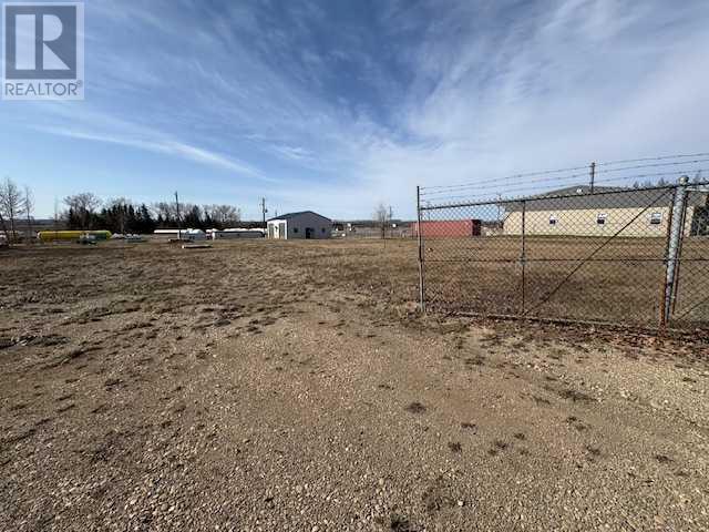 5025 45 Avenue Property Photo 7