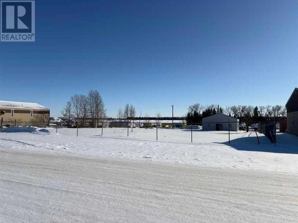 5025 45 Avenue Property Photo 10