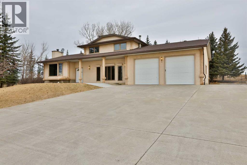 84071 Hwy 810 Property Photo 3