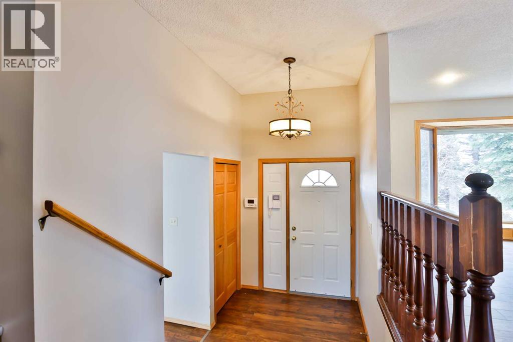 84071 Hwy 810 Property Photo 5