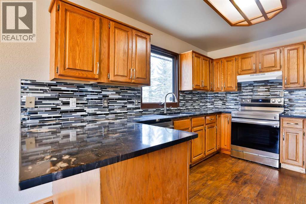 84071 Hwy 810 Property Photo 11