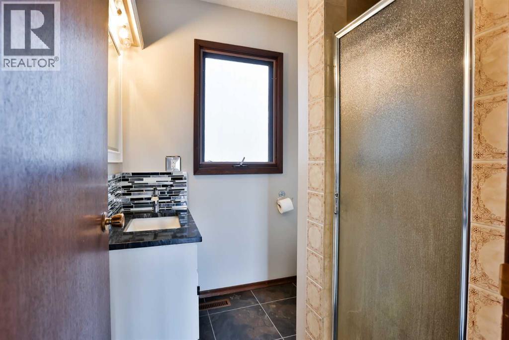 84071 Hwy 810 Property Photo 15