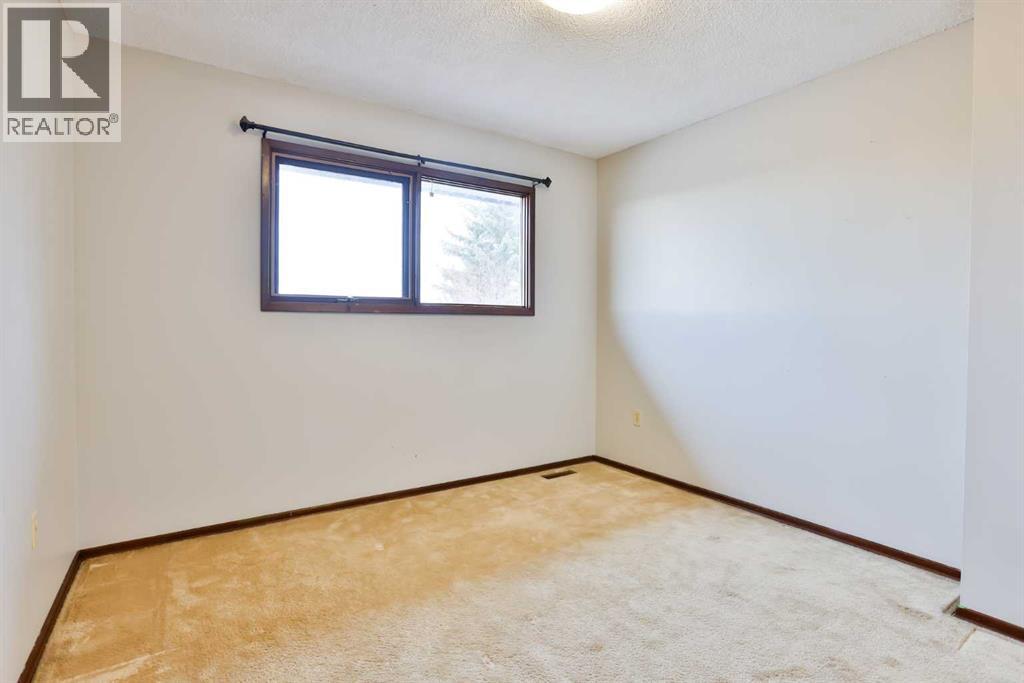 84071 Hwy 810 Property Photo 19