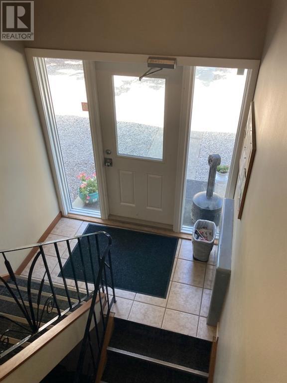 4416 4 Street Nw Property Photo 2