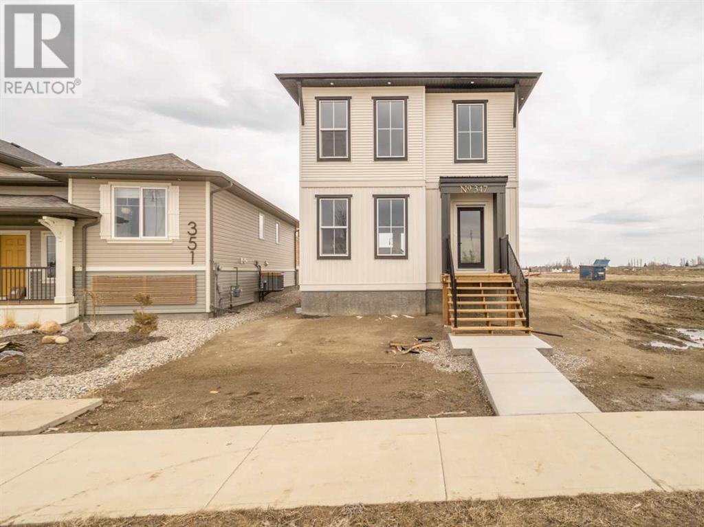 347 Aquitania Boulevard W Property Photo 1