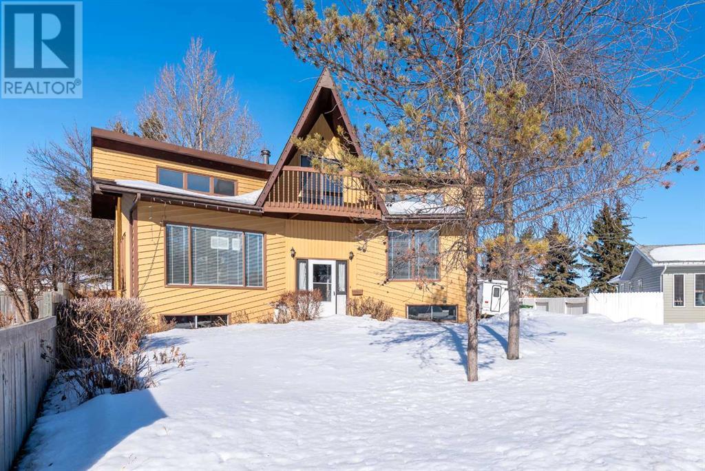 4614 35 Street Property Photo