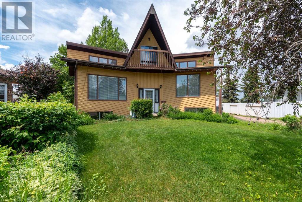 4614 35 Street Property Photo 1