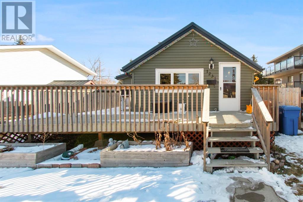 1231 Osler Street Property Photo
