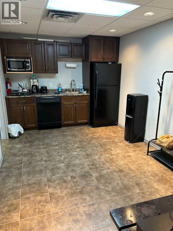 22a, 416 Meridian Road Se Property Photo 7