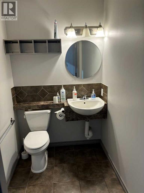 22a, 416 Meridian Road Se Property Photo 9