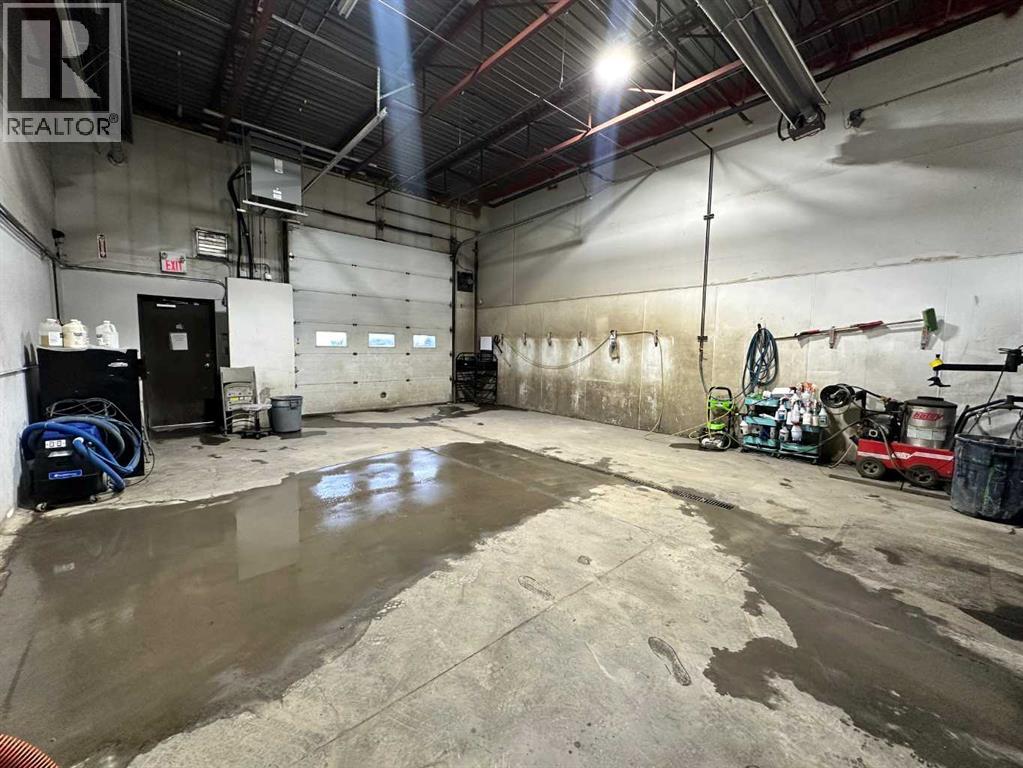 22a, 416 Meridian Road Se Property Photo 10