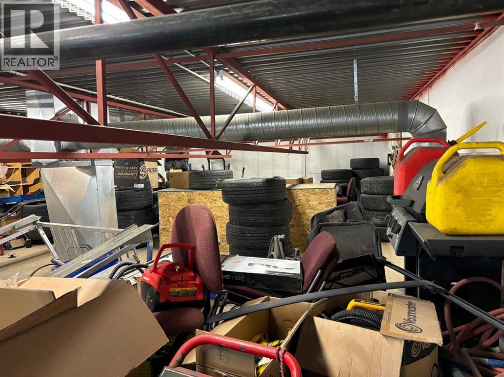 22a, 416 Meridian Road Se Property Photo 15