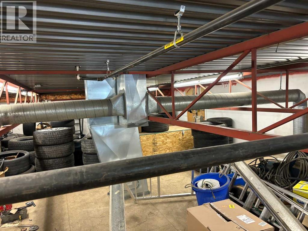 22a, 416 Meridian Road Se Property Photo 16