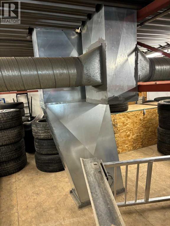 22a, 416 Meridian Road Se Property Photo 17