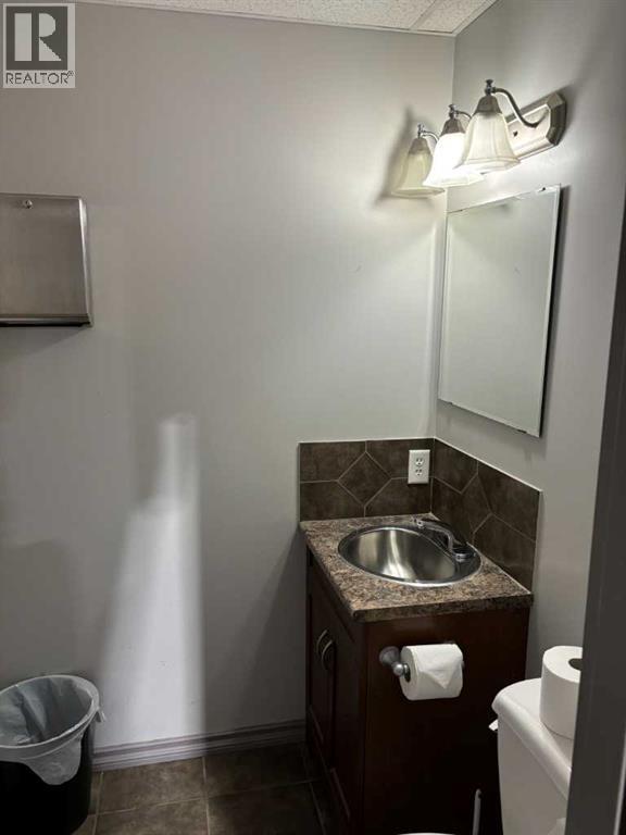 22a, 416 Meridian Road Se Property Photo 19