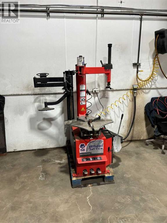 22a, 416 Meridian Road Se Property Photo 20