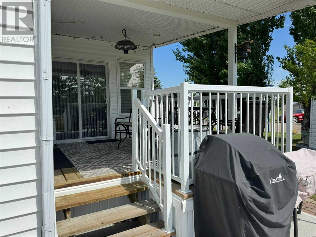 4078, 35468 Range Road 30 Property Photo 11
