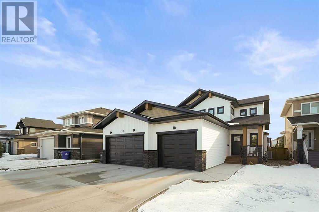 37 Arrowwood Close Property Photo
