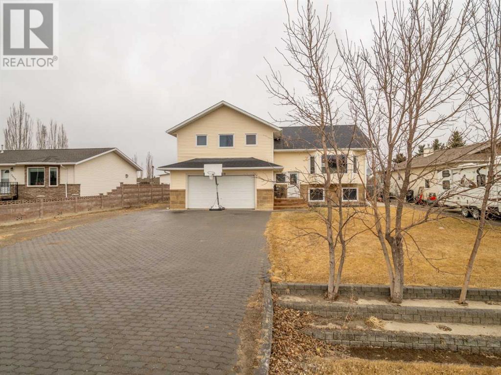 1408 29 Avenue Property Photo