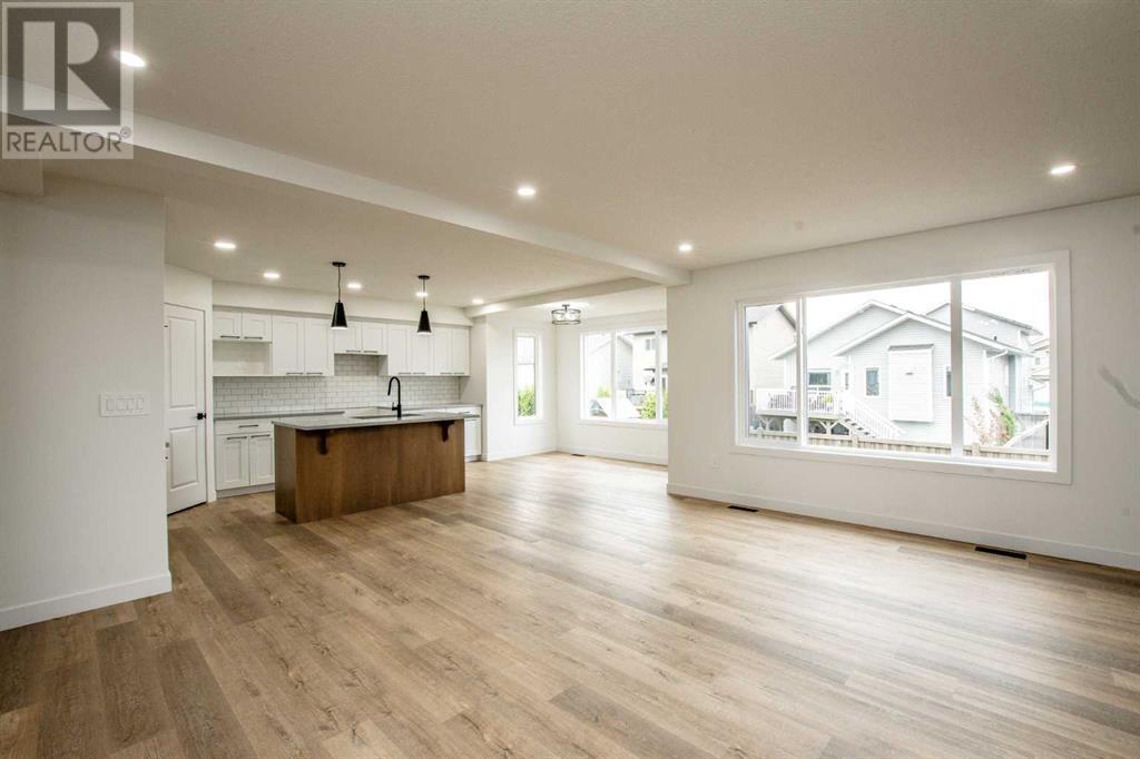 8533 71a Avenue Property Photo 6