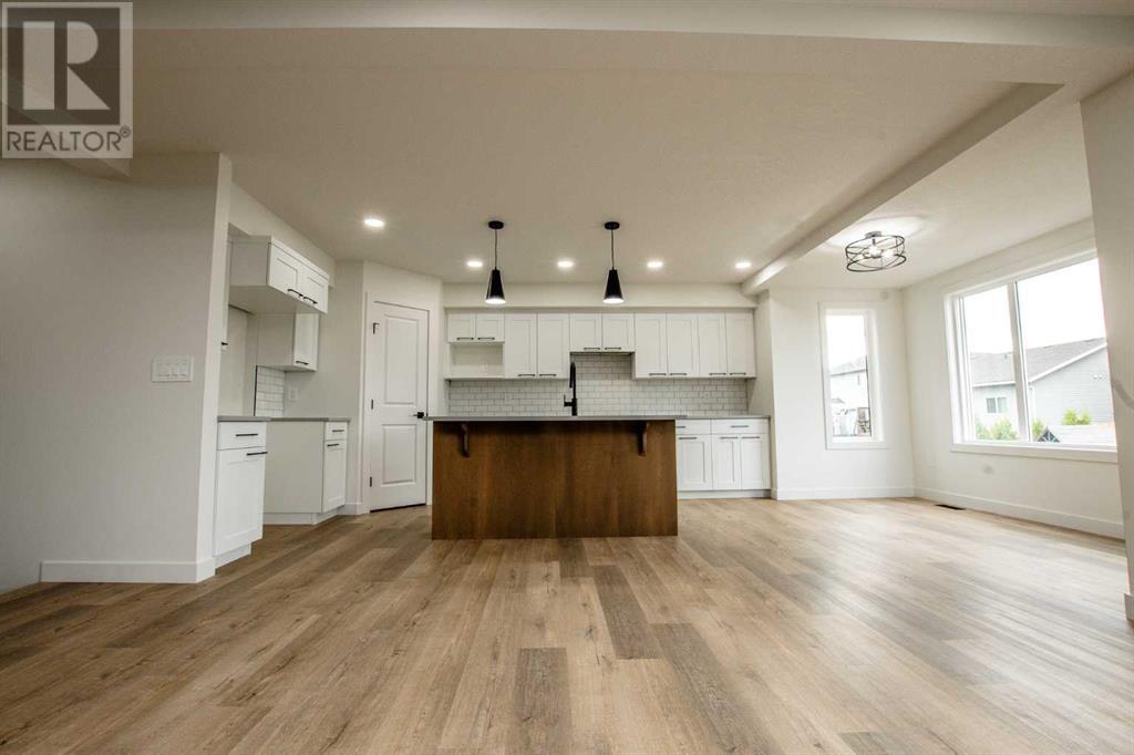 8533 71a Avenue Property Photo 7