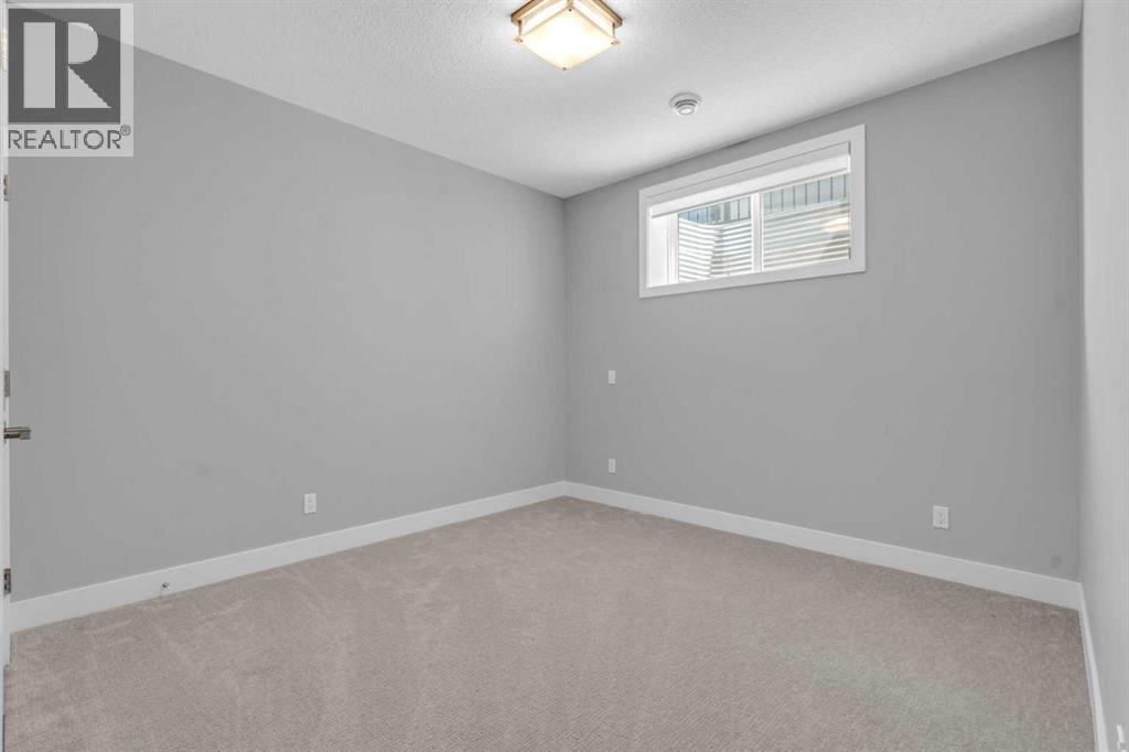 164 Cranbrook Drive Se Property Photo 32
