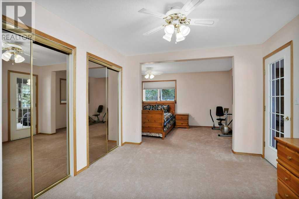 34 Beach Street E Property Photo 14